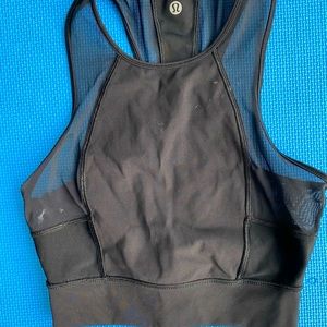 Lululemon crop top